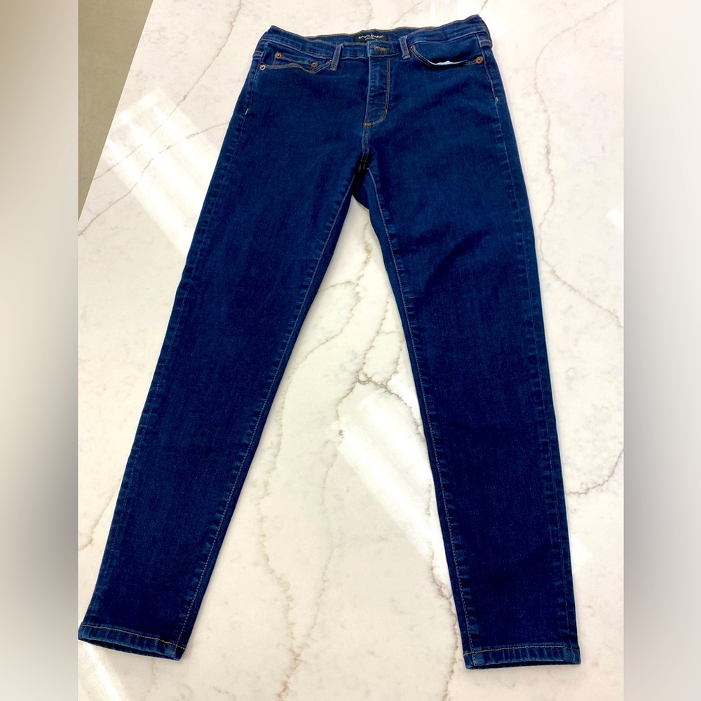 Women’s Banana Republic straight leg Jeans